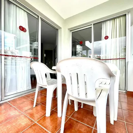 One Bedroom, Pool, Wifi, 600m Cristianos *