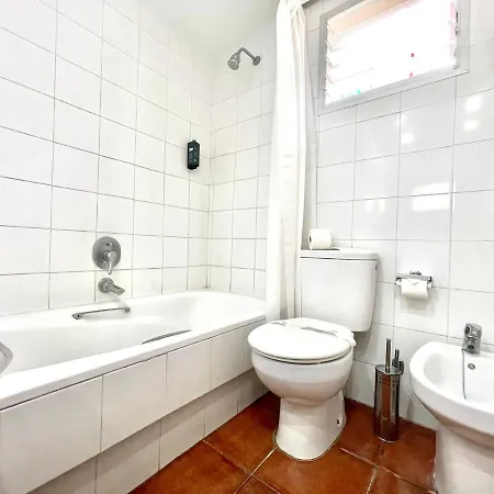 One Bedroom, Pool, Wifi, 600m Cristianos *